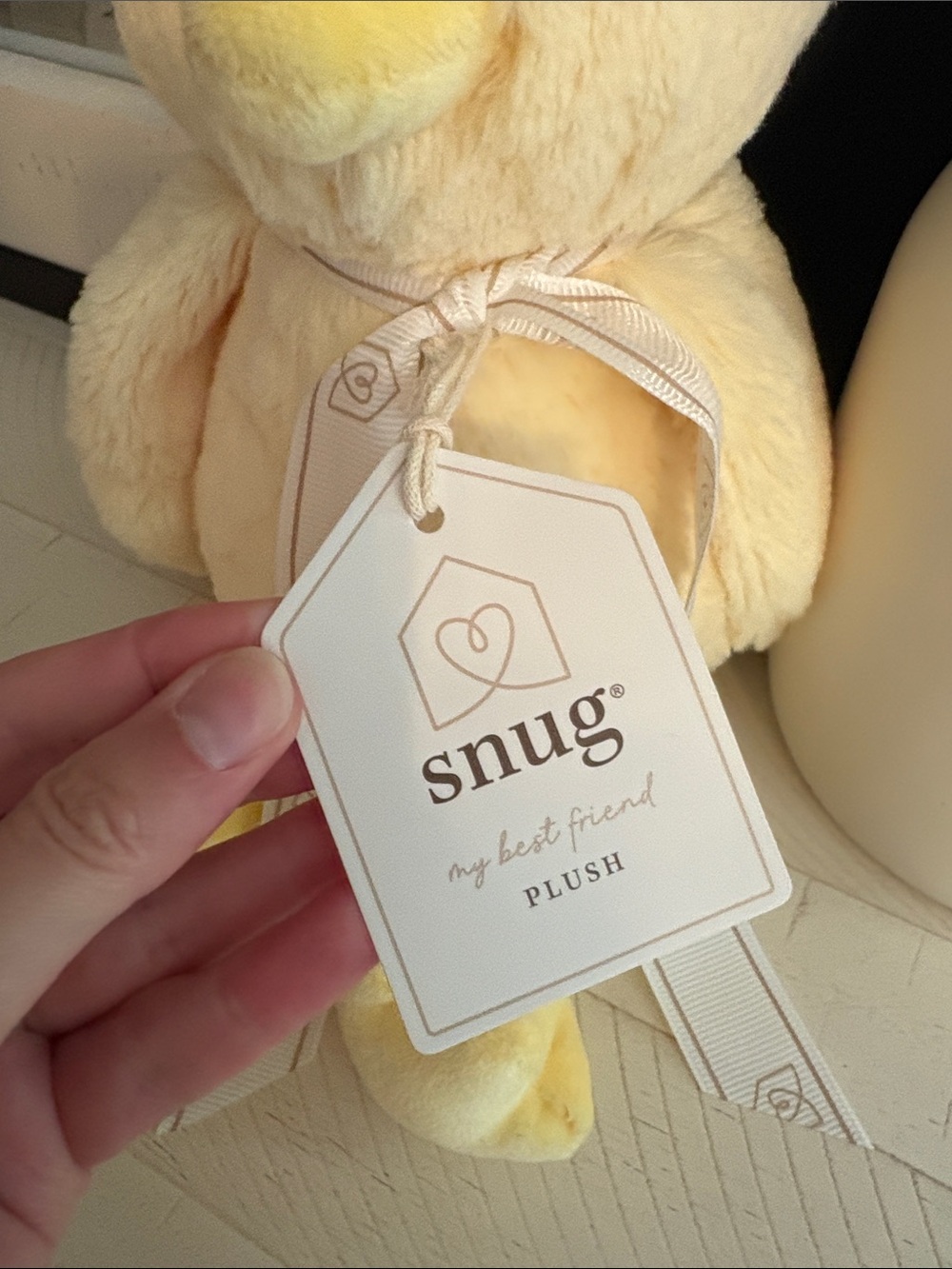 Snug Chick - Picture 2 of 4